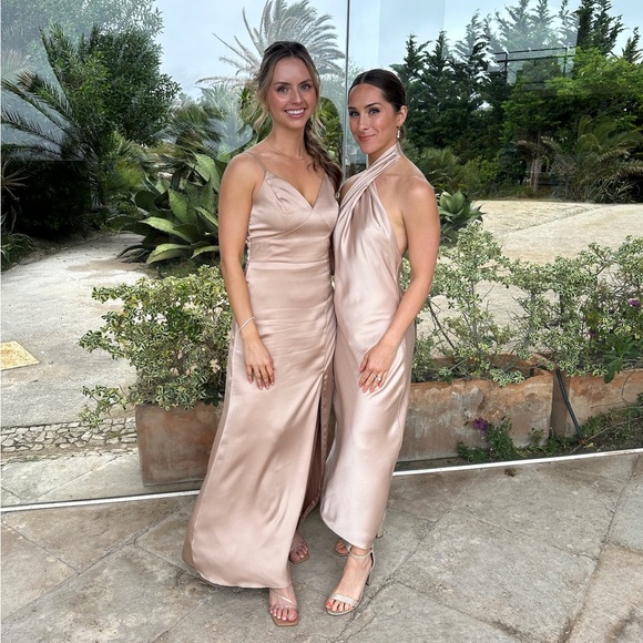 Great Condition. From Vow’d which is a wedding store in Charlotte. - Picture 3 of 3